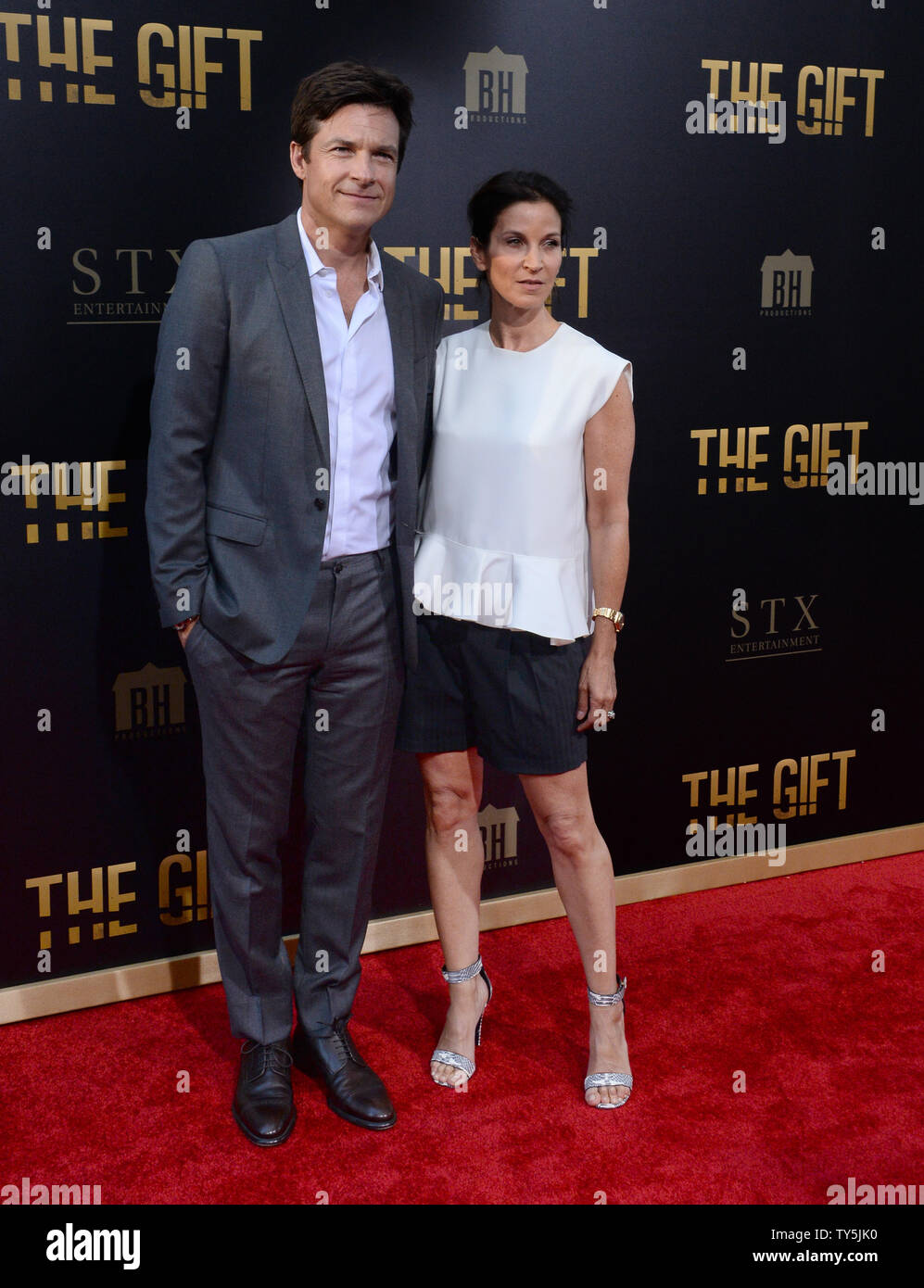 Cast Member Jason Bateman And His Wife Actress Amanda Anka Attend The Premiere Of The Motion Picture Thriller The Gift At Regal Cinemas L A Live In Los Angeles On July 30 15