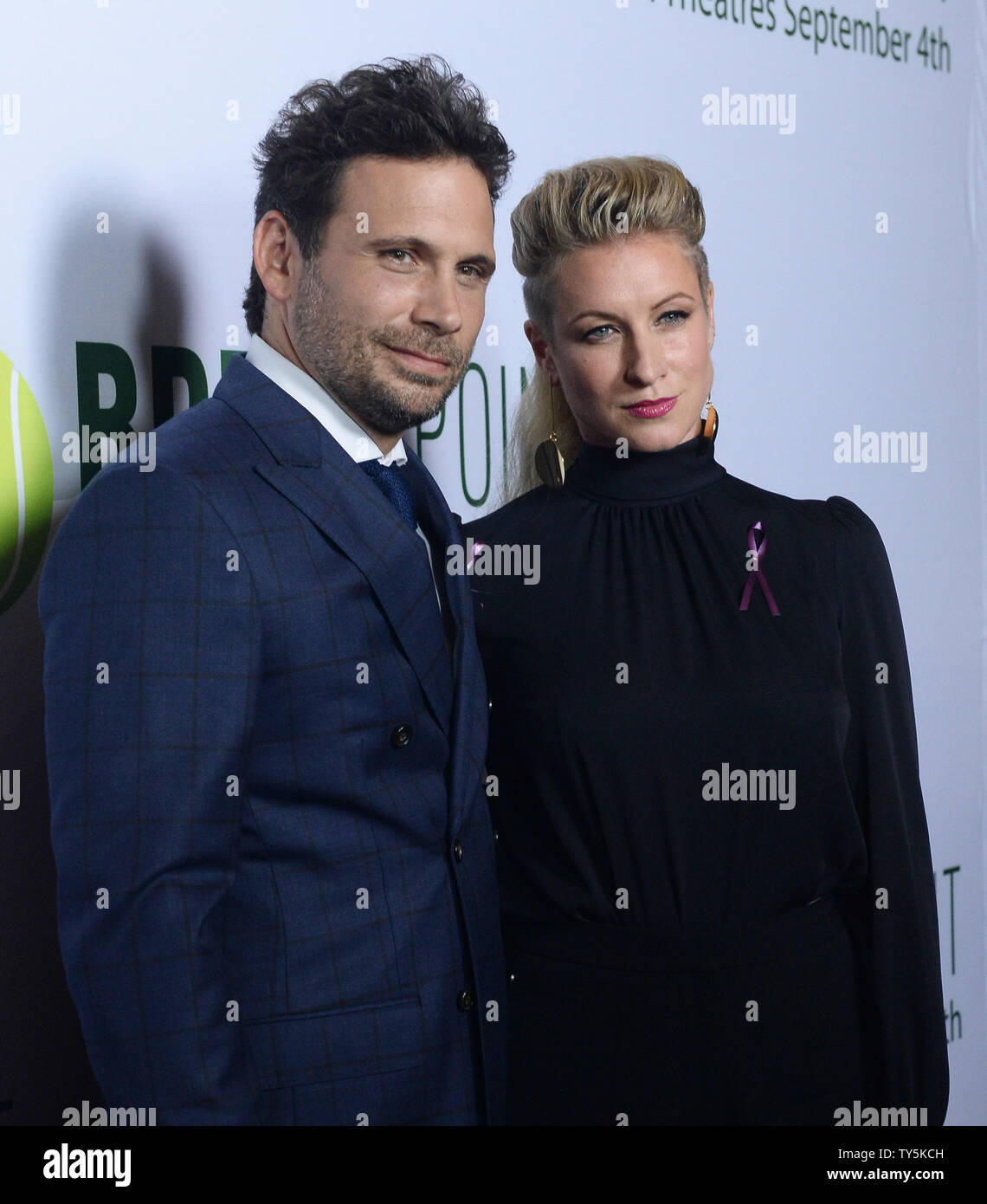 Jeremy sisto and addie lane hi-res stock photography and images - Alamy
