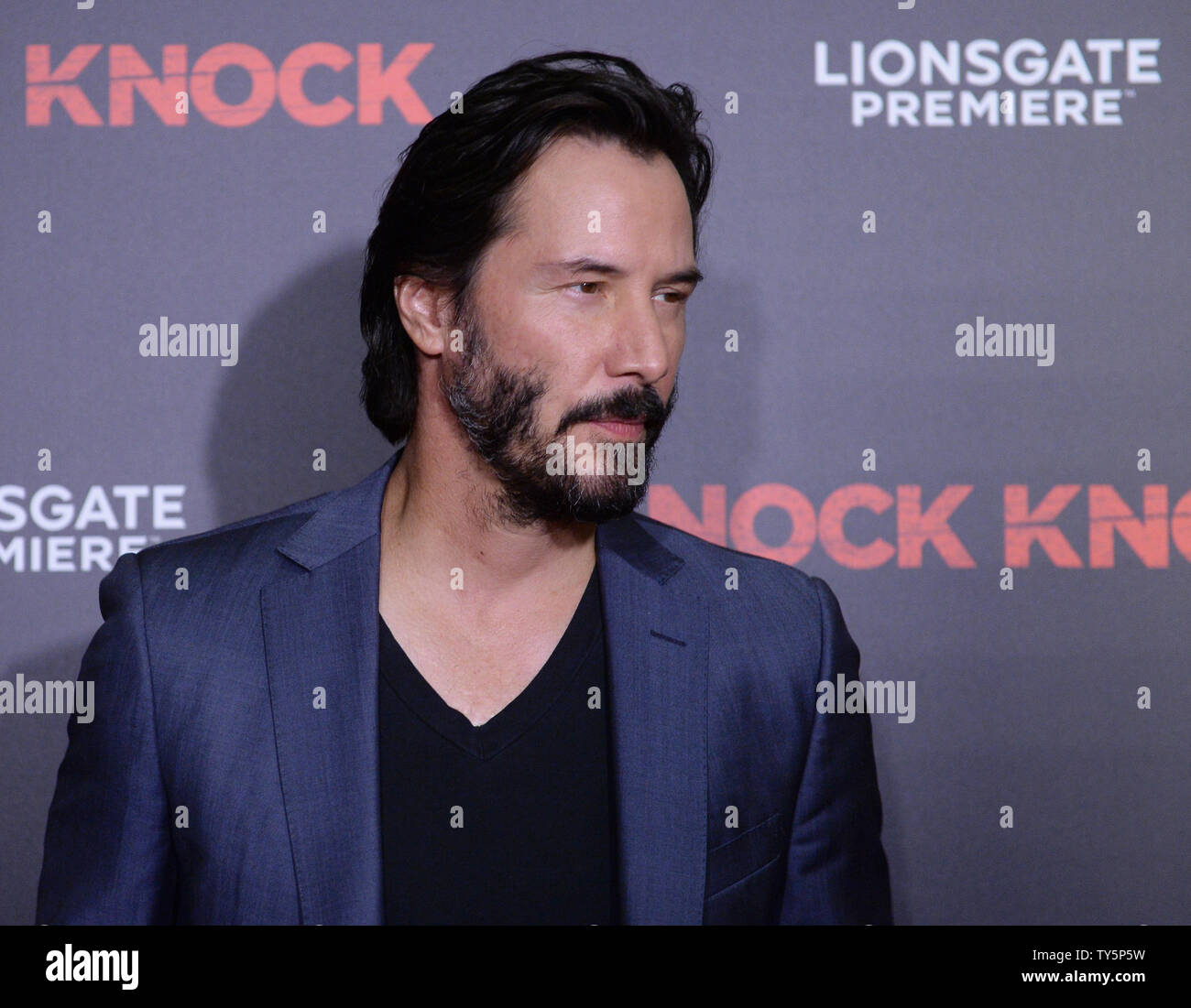 Keanu reeves home hi-res stock photography and images - Alamy