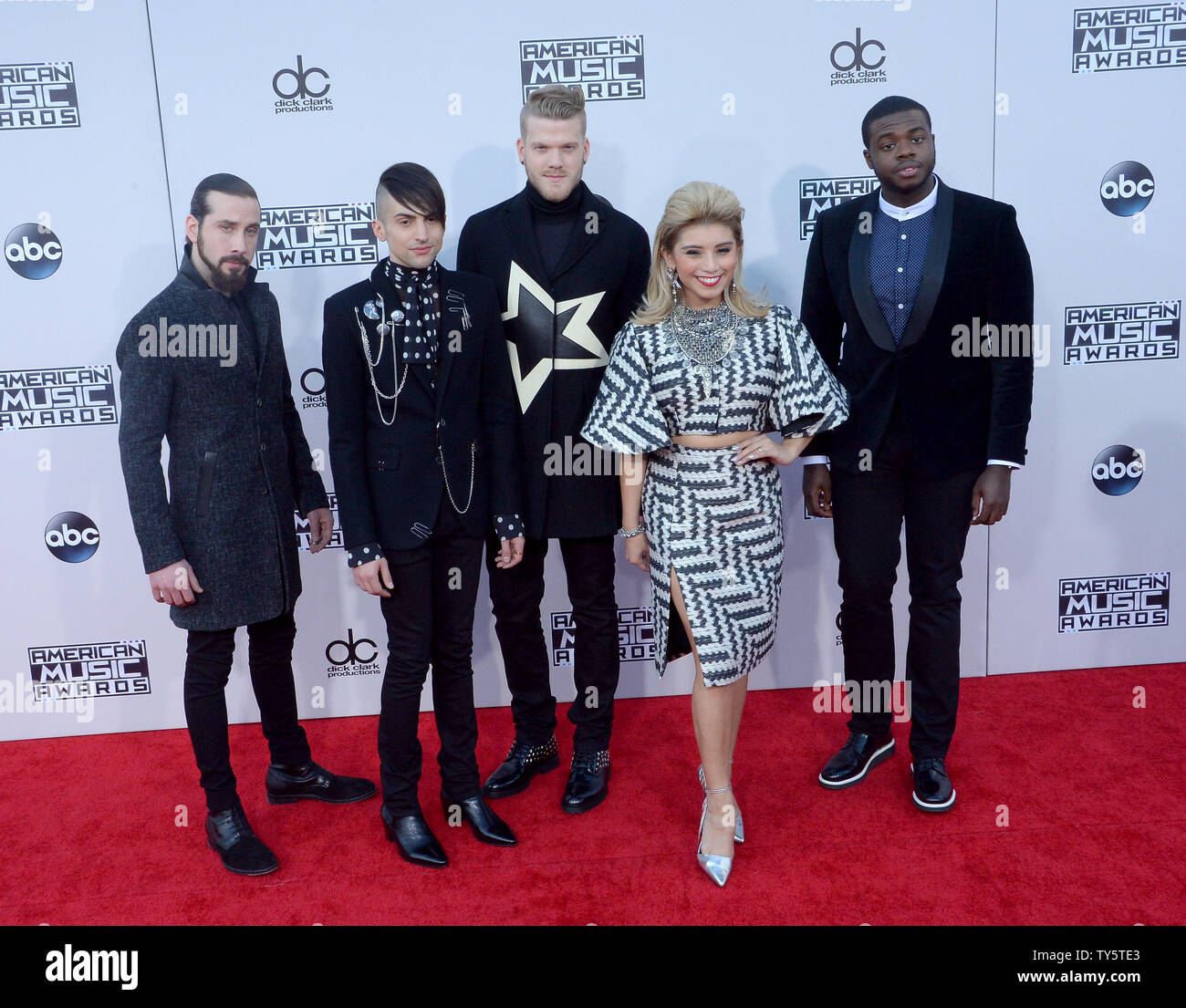 From Left Singers Avi Kaplan Mitch Grassi Scott Hoying Kirstin Maldonado And Kevin Olusola Of Pentatonix Arrive For The 43rd Annual American Music Awards Held At Microsoft Theater In Los Angeles On From Left Singers Avi Kaplan Mitch Grassi Scott Hoying Kirstin Maldonado And Kevin Olusola Of Pentatonix Arrive For The 43rd Annual American Music Awards Held At Microsoft Theater In Los Angeles On