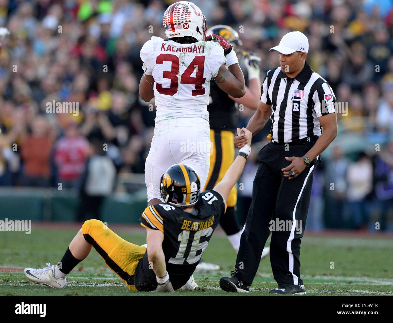 Referee reggie smith hires stock photography and images Alamy