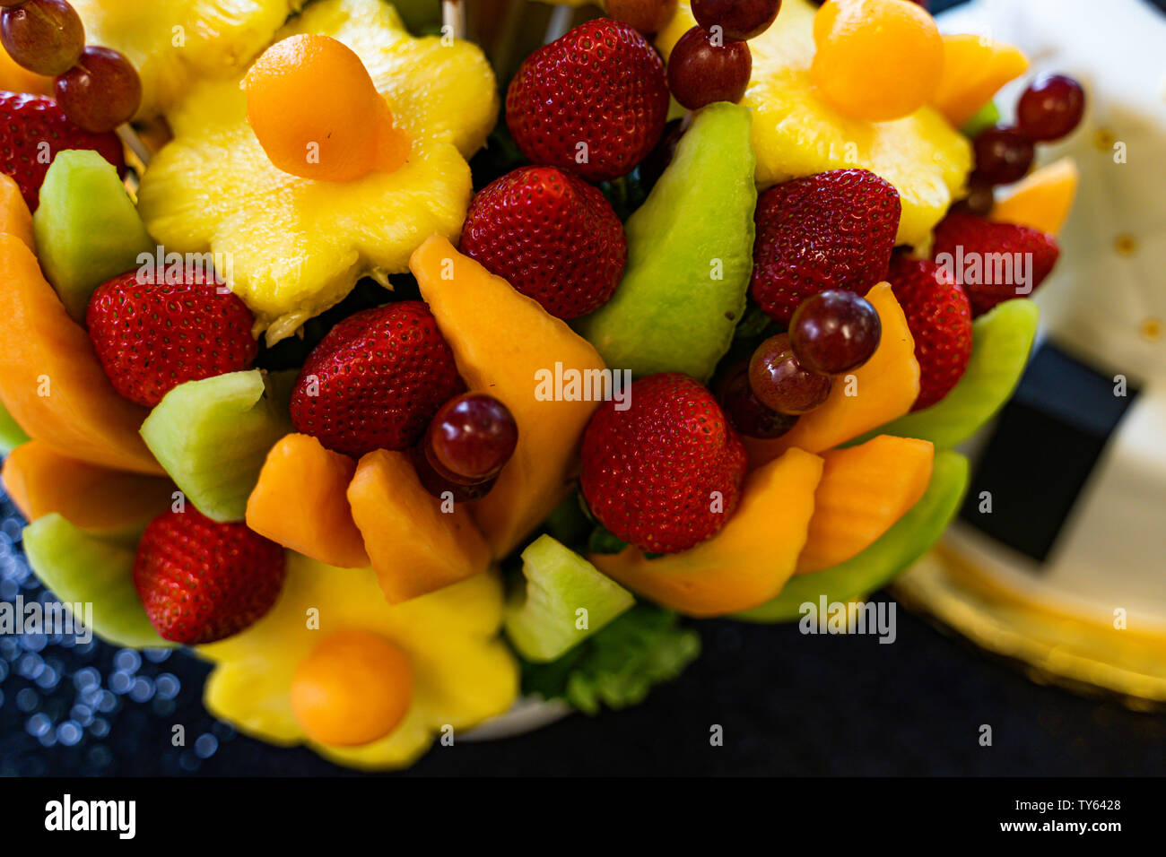 Edible fruit baskets deals