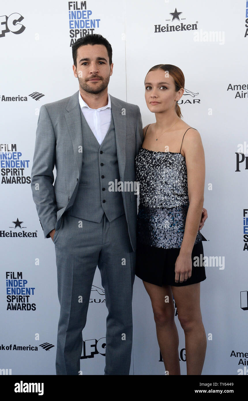 Christopher abbott and olivia cooke hi-res stock photography and images ...