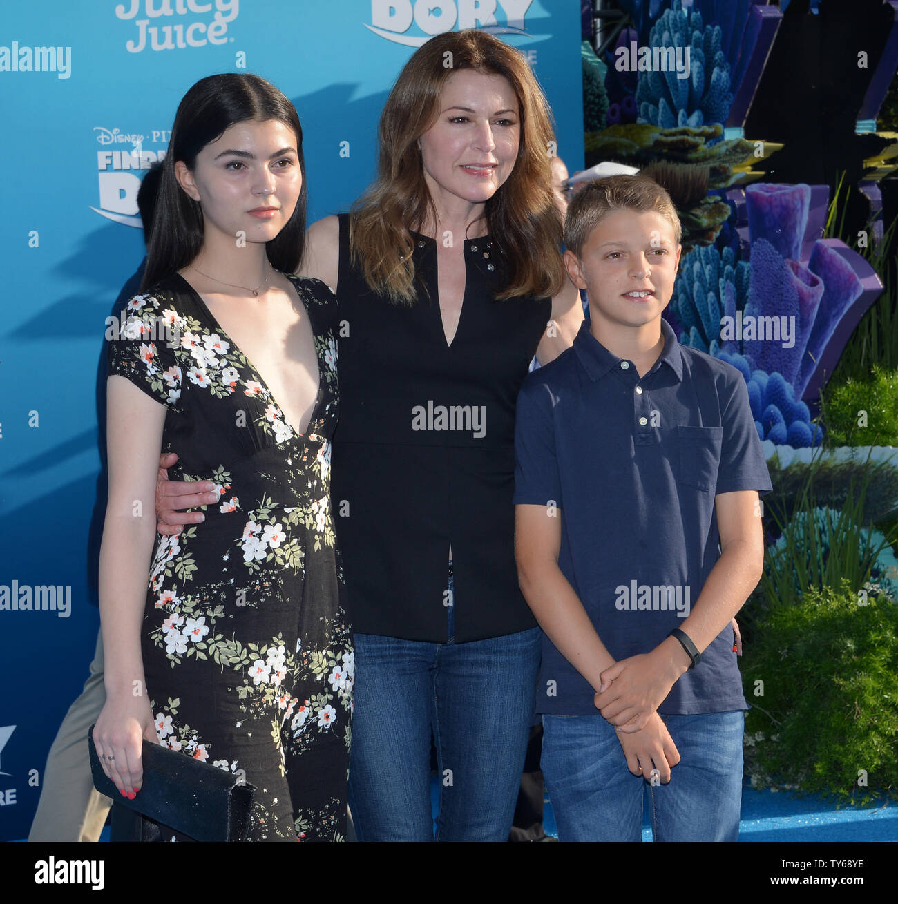 Jane Leeves Daughter