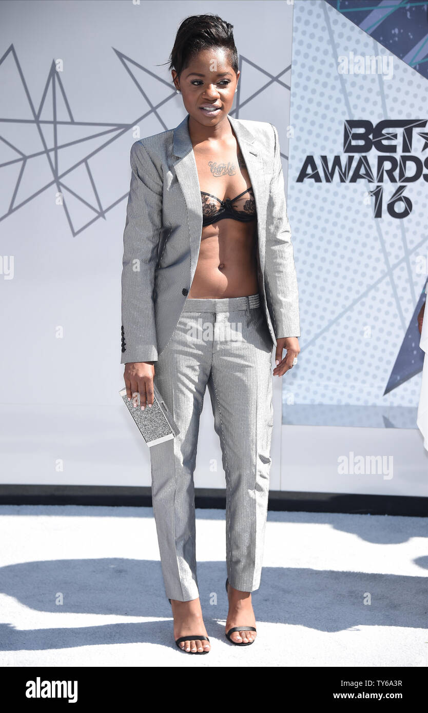 actressrapper-bre-z-attends-the-16th-annual-bet-awards-at-microsoft-theater-in-los-angeles-on-june-26-2016-photo-by-phil-mccartenupi-TY6A3R.jpg