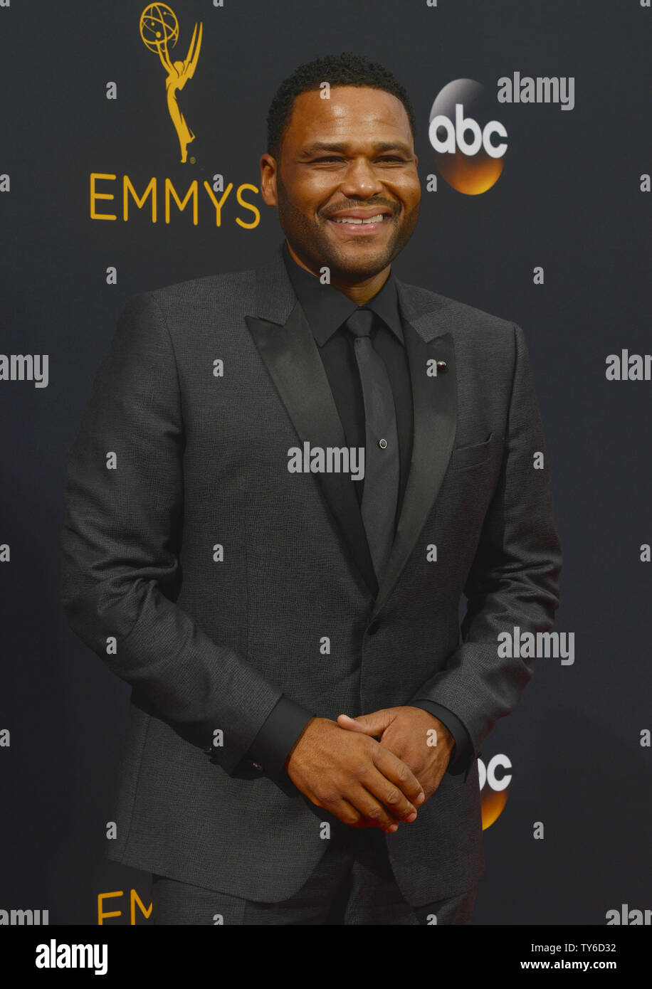Anthony anderson emmy hi-res stock photography and images - Alamy