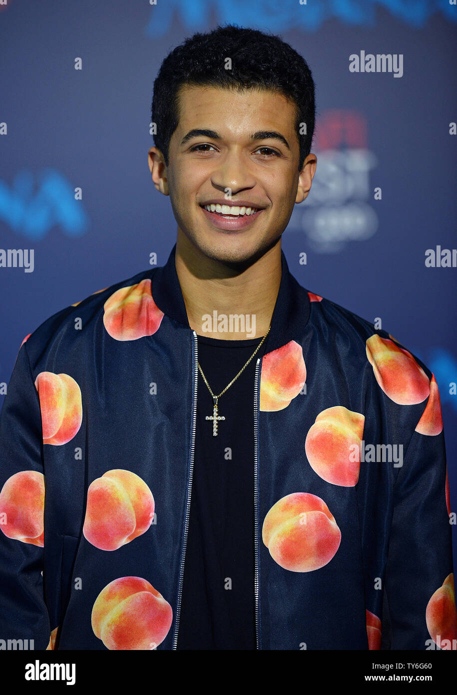 Jordan fisher hi res stock photography and images Alamy