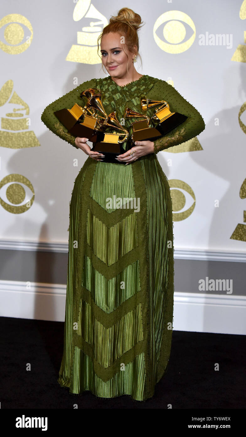 Adele 21 album player album fotografías e imágenes de alta resolución -  Alamy