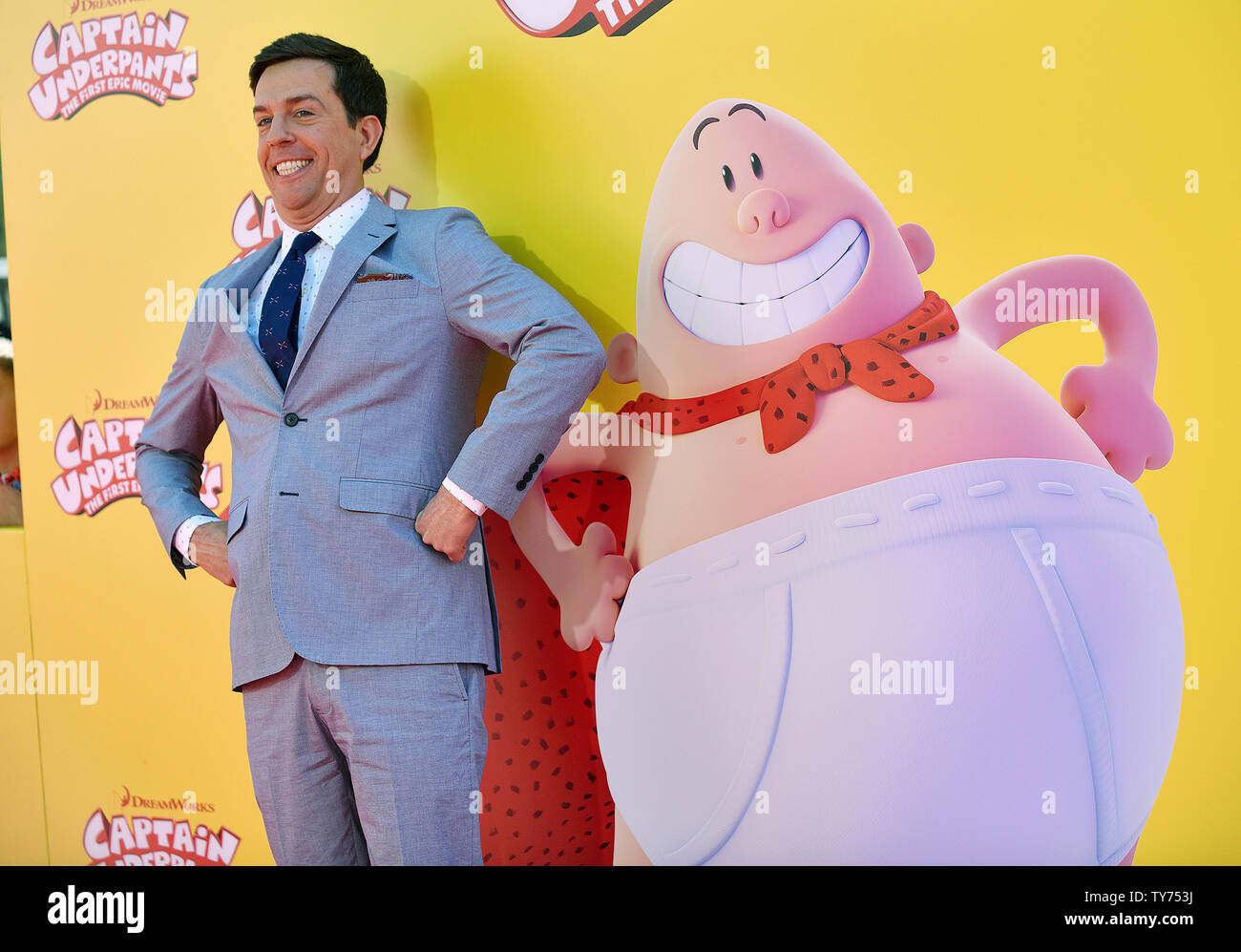 Ed Helms Arrives At The Premiere Of Captain Underpants The First Epic Movie At The Regency