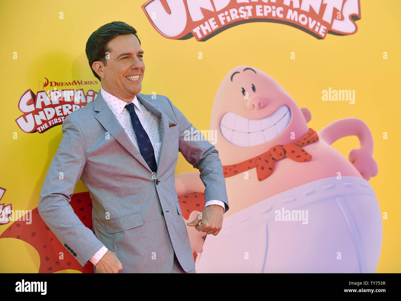 Ed Helms Arrives At The Premiere Of Captain Underpants The First Epic Movie At The Regency 9753