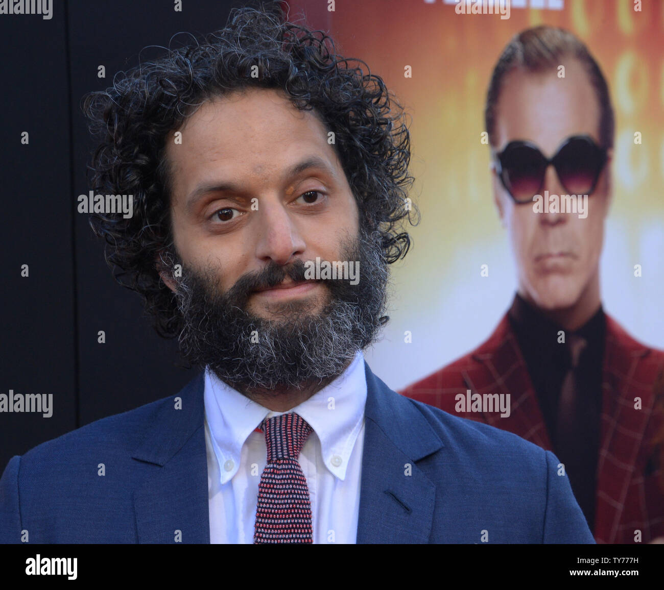 Jason mantzoukas hi-res stock photography and images - Alamy