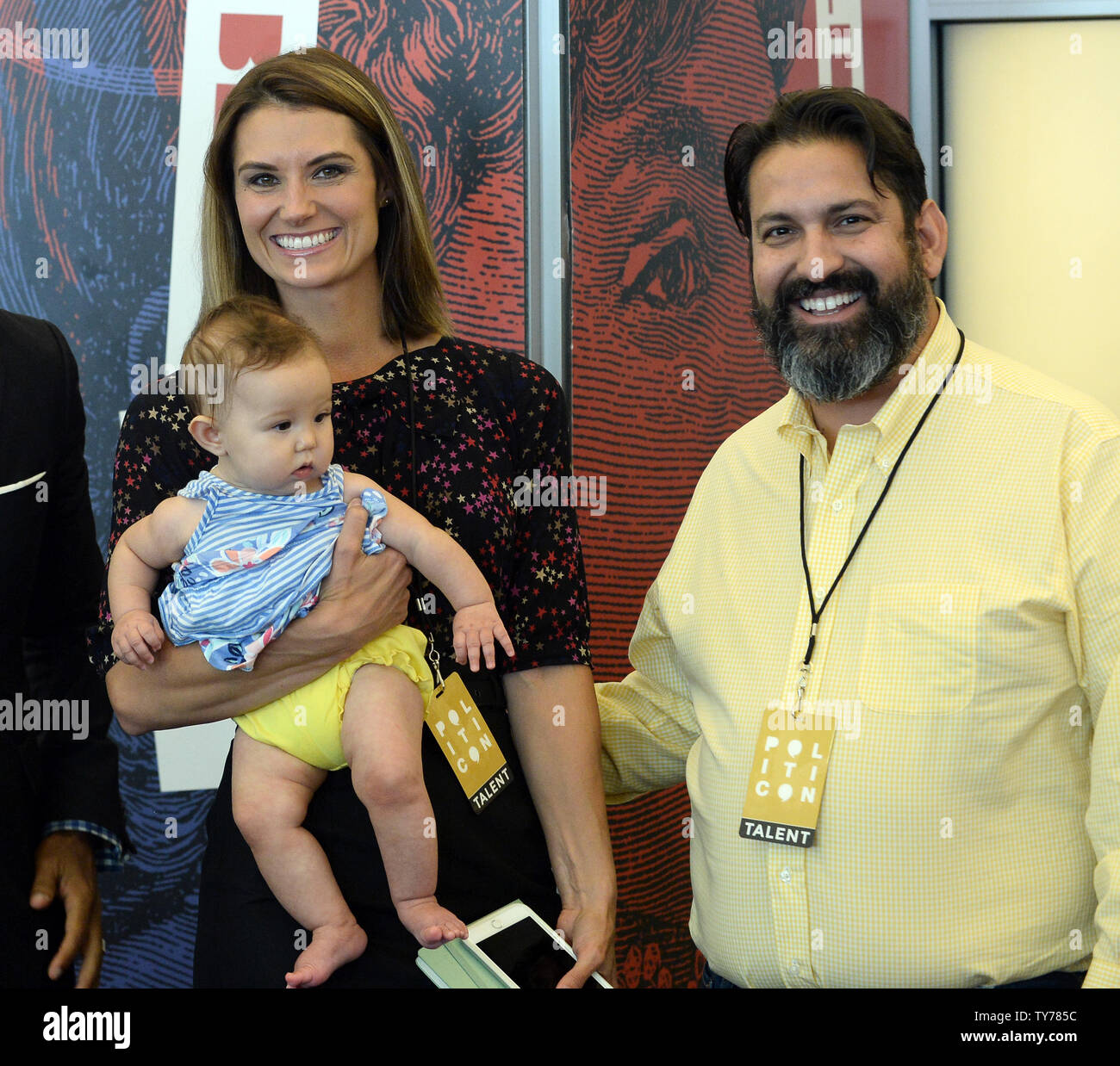 Krystal ball hires stock photography and images Alamy