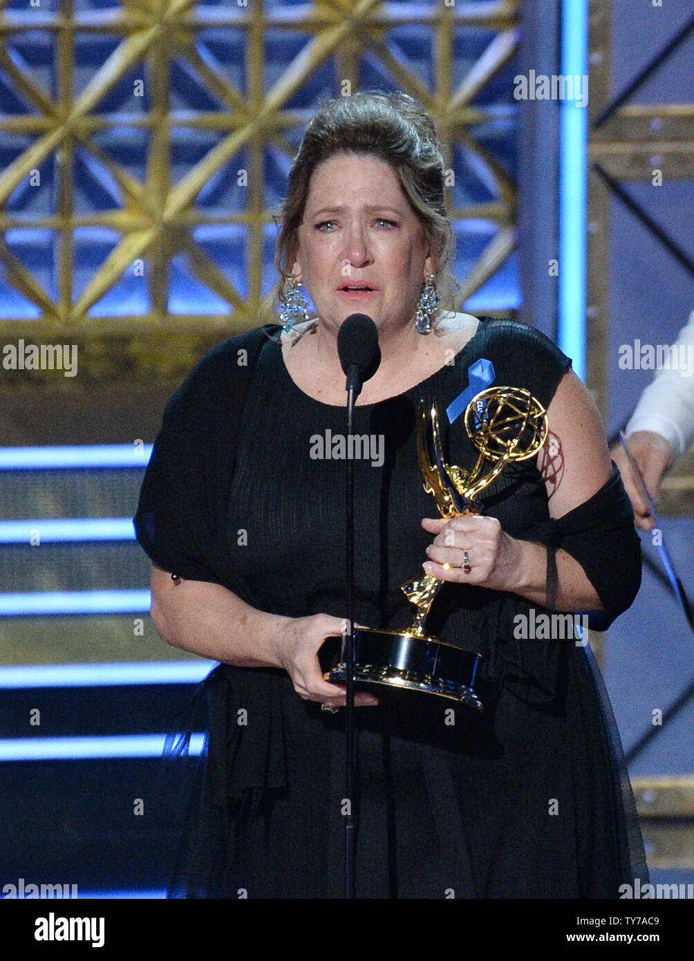 Ann dowd actress hi-res stock photography and images - Alamy