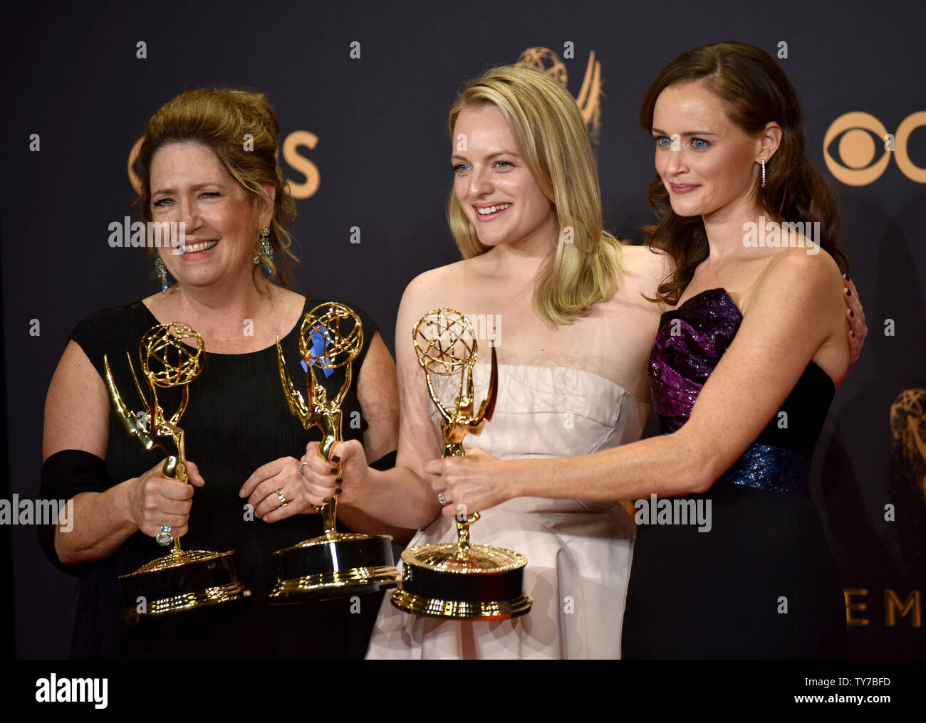 Guest actress hi-res stock photography and images - Page 2 - Alamy
