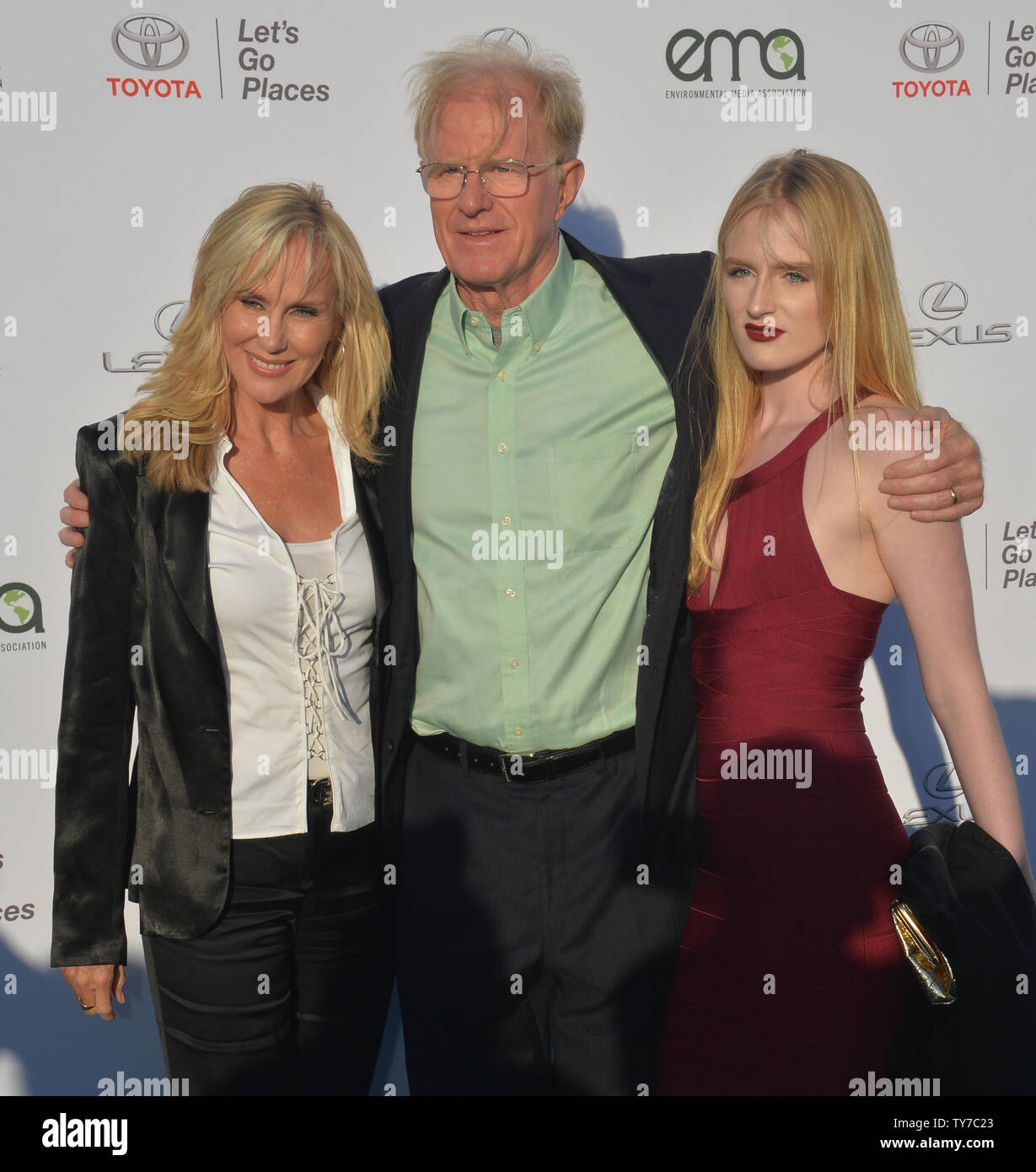 Actor actor Ed Begley Jr. and his wife, actress Rachelle Carson and