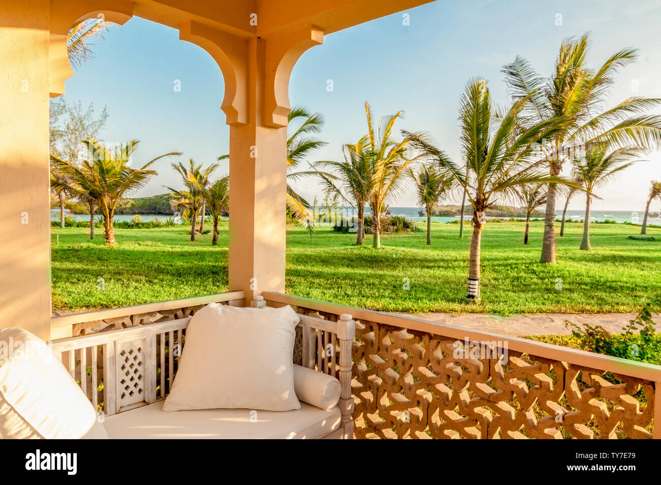 Hotel building terrace balcony hires stock photography and images Alamy