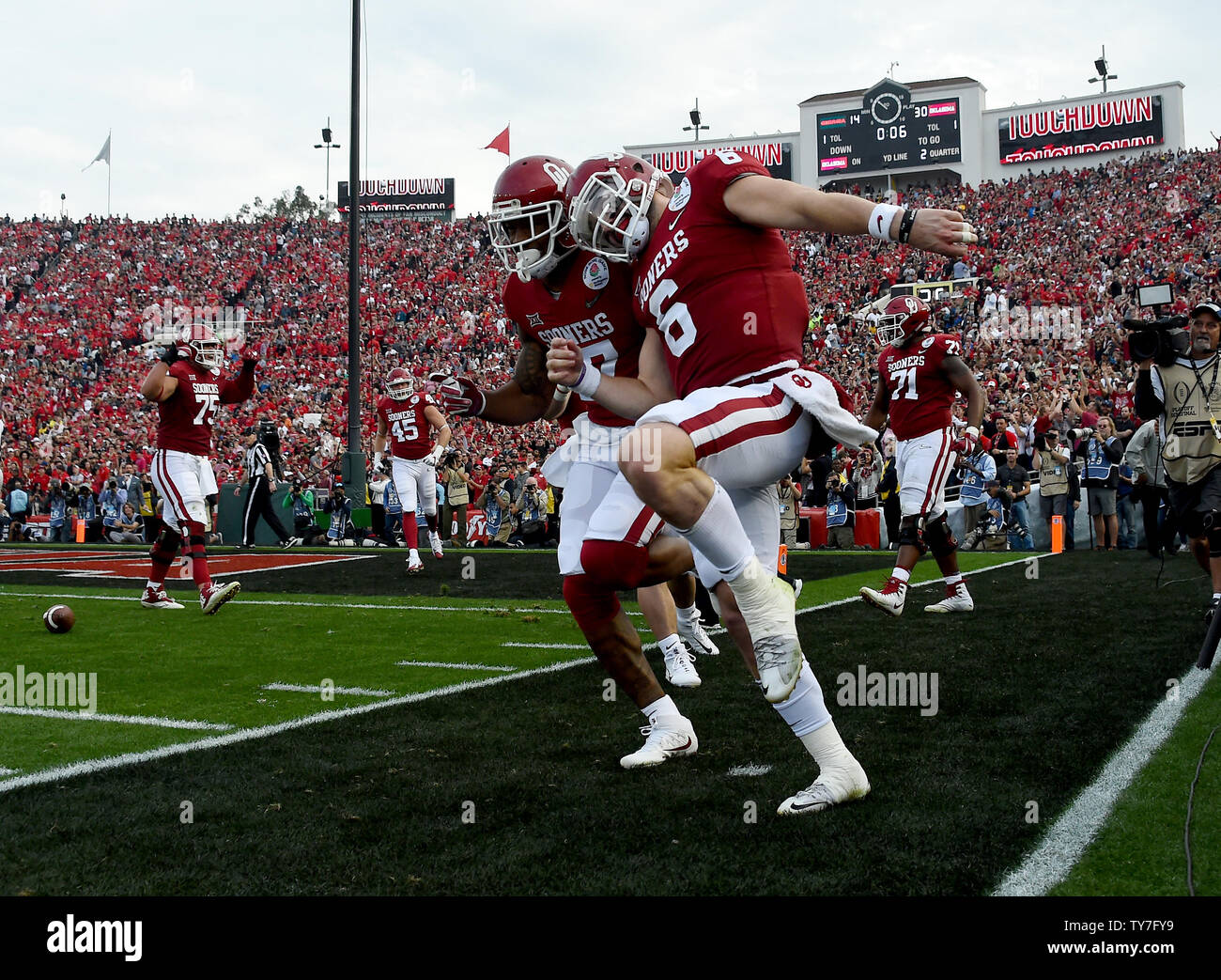 Baker Mayfeld Oklahoma Sooners Framed 16x20 | Hesman Trophy Wnners