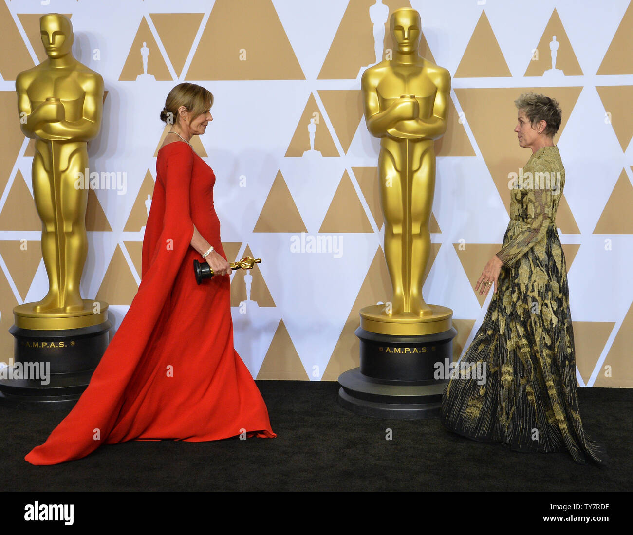 Actors Allison Janney, winner of the Best Supporting Actress award for ...