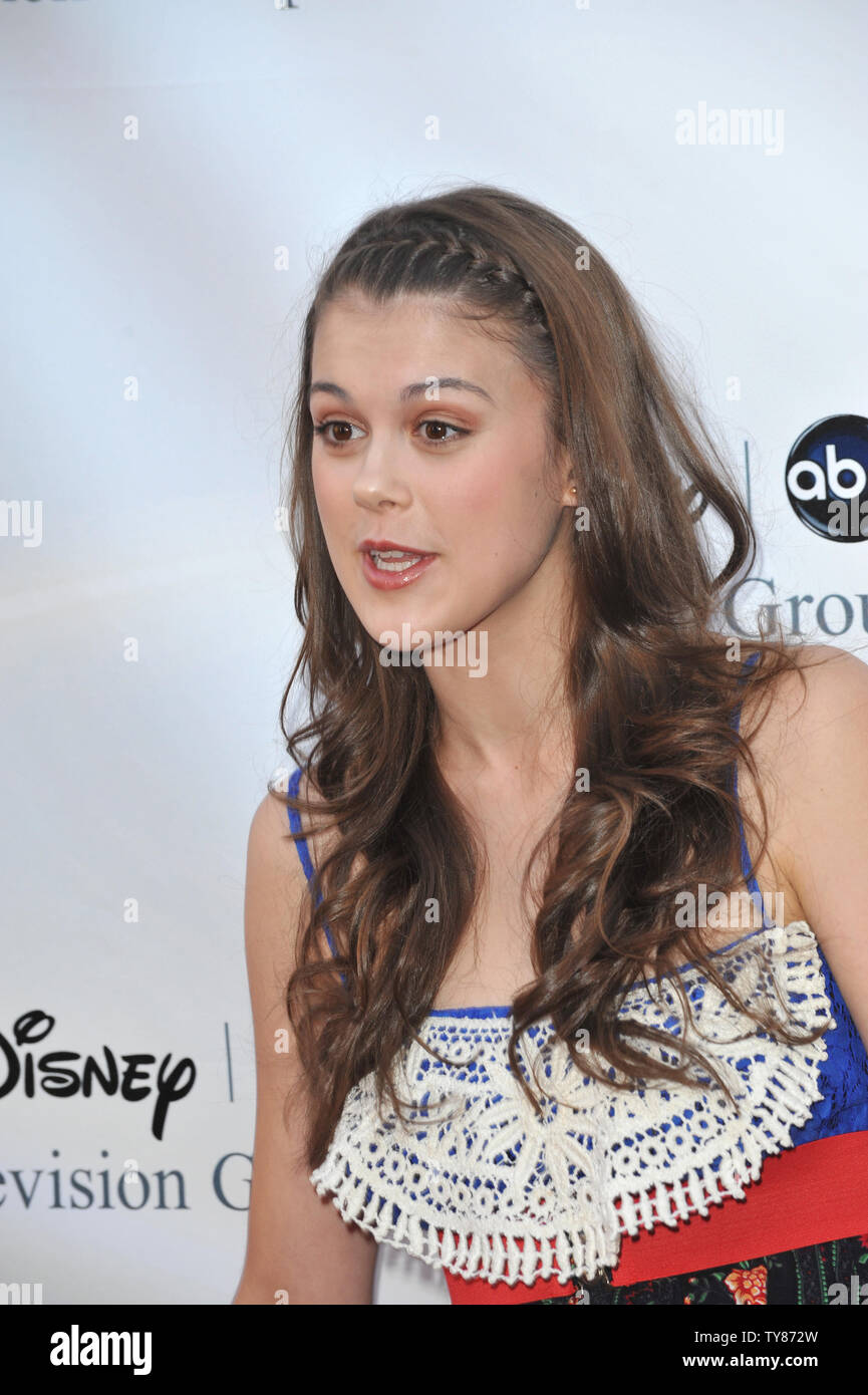 Lindsey Shaw How She Turned Failure Into Fortune - avh2x6c