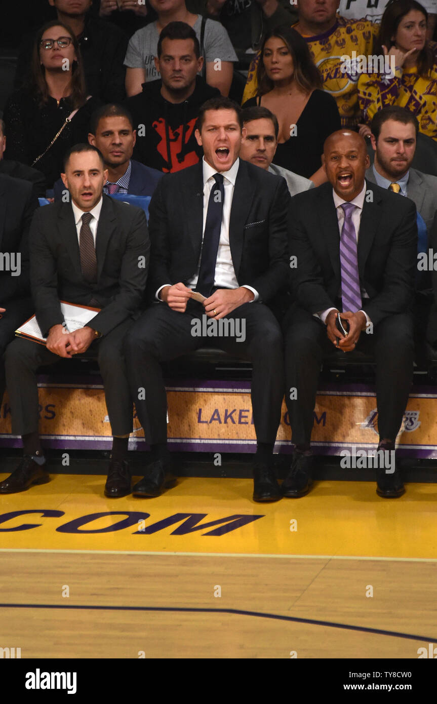 Luke Walton's Lakers coaching staff has familiar faces - Los