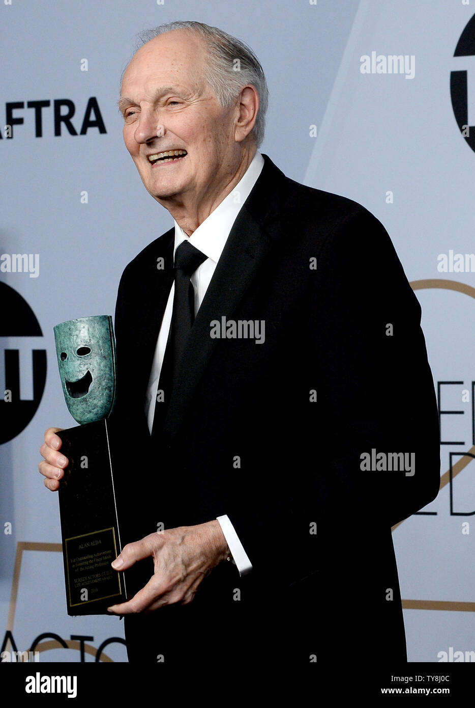 Alan Alda appears backstage with his SAG Life Achievement Award during(02)