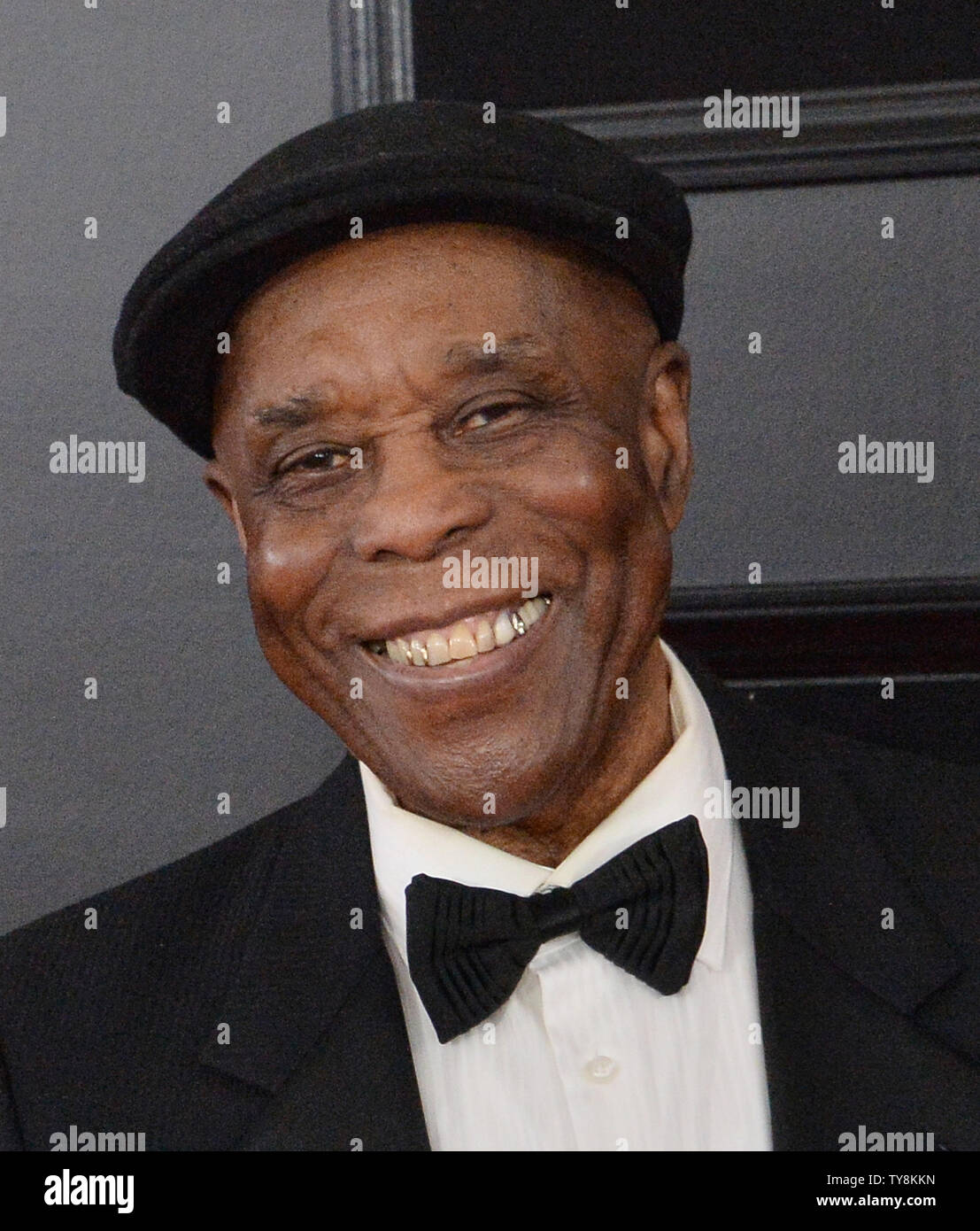Buddy Guy arrives for the 61st annual Grammy Awards held at Staples