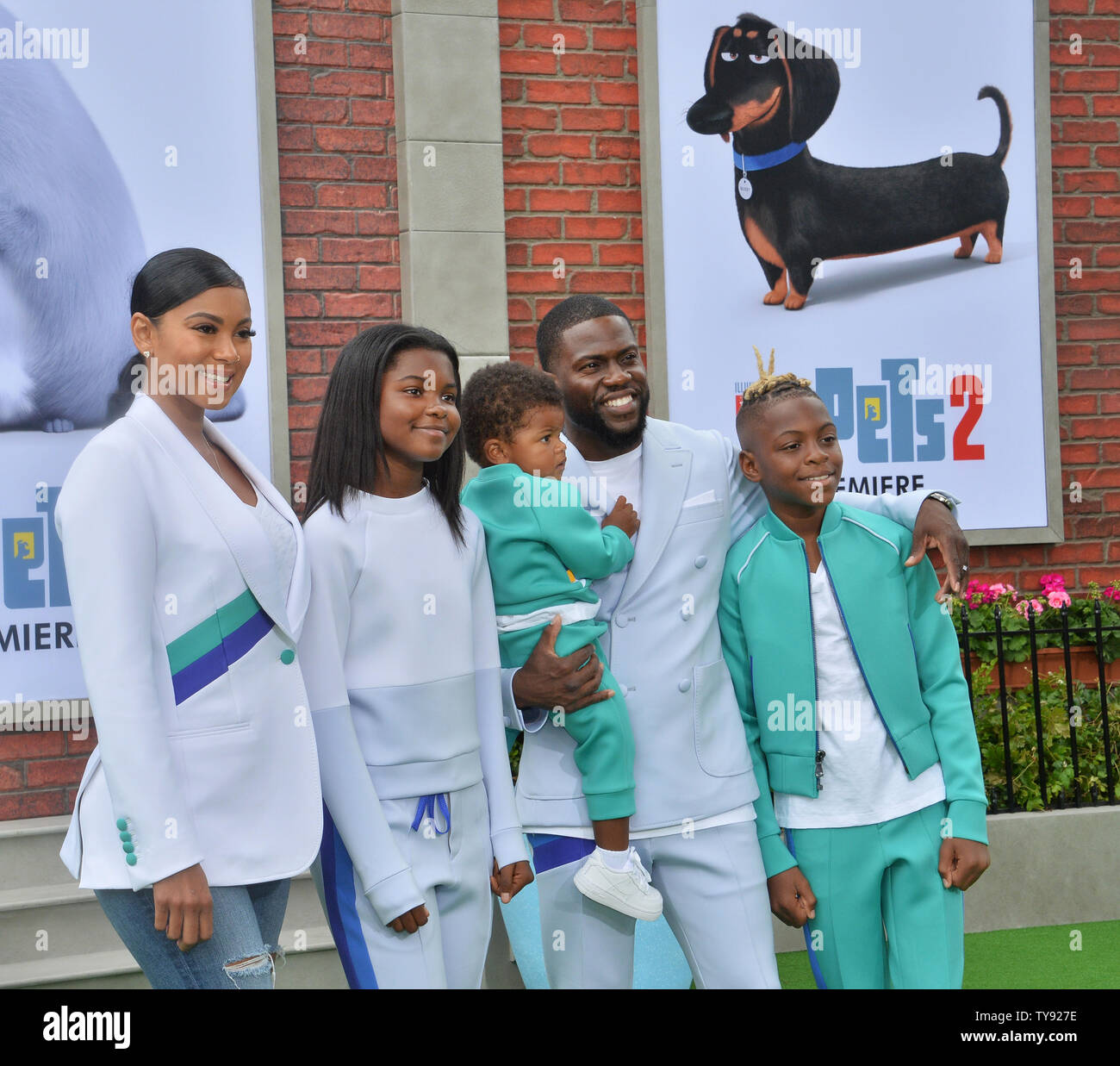 Eniko Parrish, Heaven Hart, Kenzo Kash Hart, and Kevin Hart, the voice