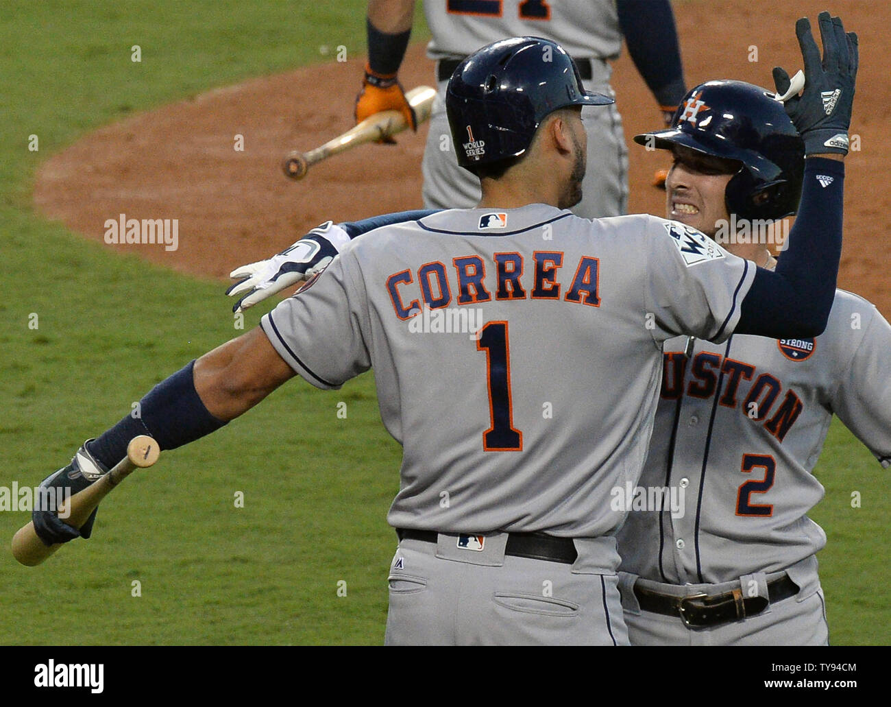Houston'S Reaction To Correa'S Return, Bregman'S Tribute, And The Controversial Home Run! - 0v5c4rt