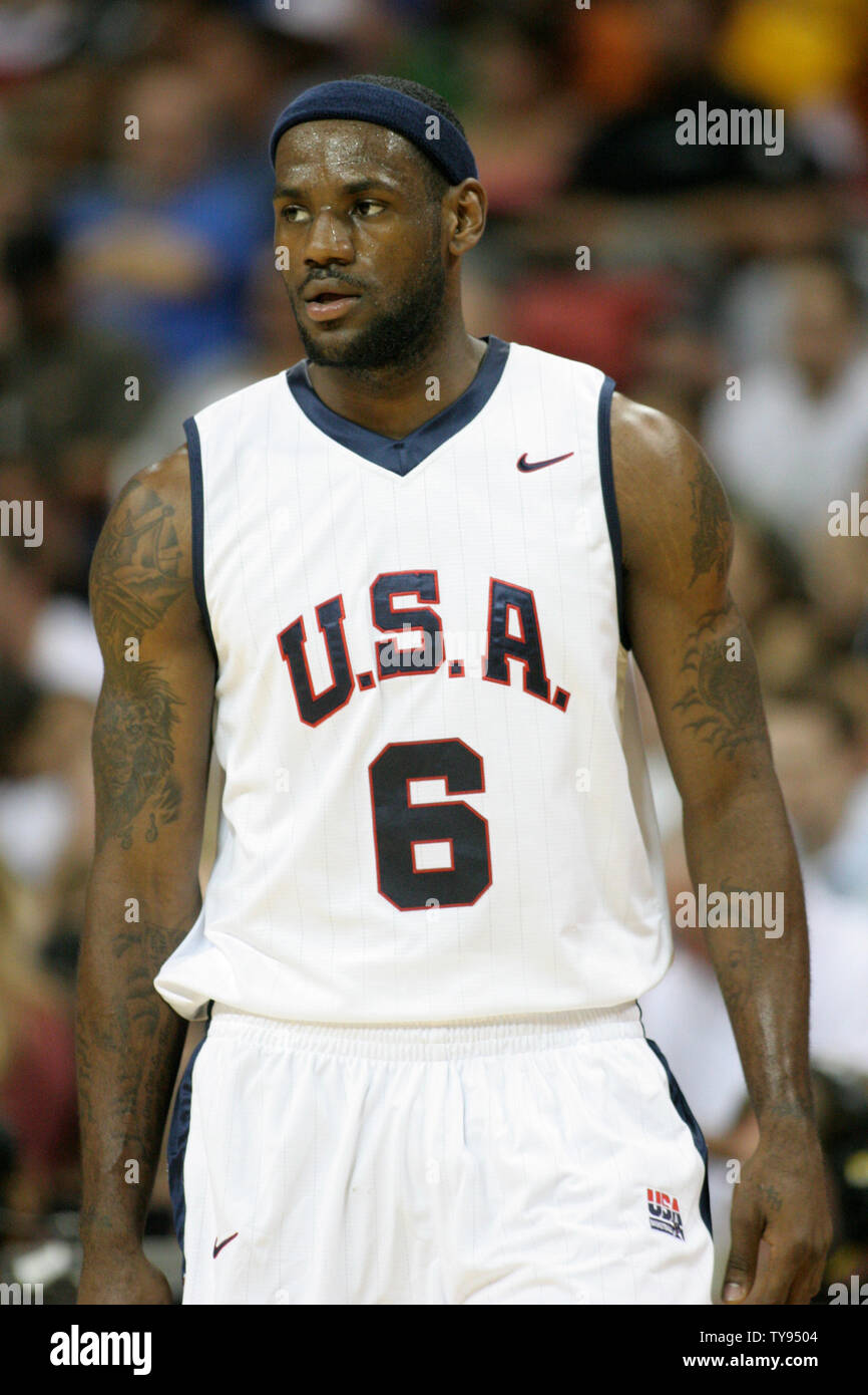 LeBron James with the Cavs in 2007. : r/clevelandcavs