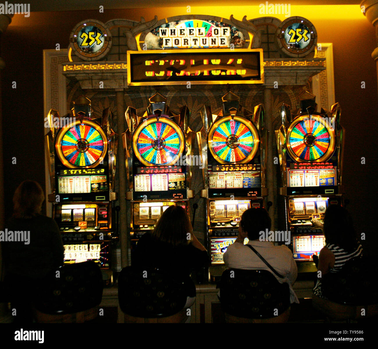 Caesars Caesars