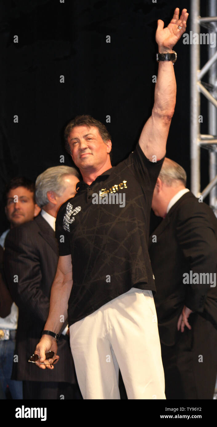Actor Sylvester Stallone appears at the weigh-in for Joe Calzaghe's fight against Bernard Hopkins at Planet Hollywood in Las Vegas on April 18, 2008. Both fighters tipped the scales at 173 pounds for their battle on April 19th. (UPI Photo/Daniel Gluskoter) Stock Photo