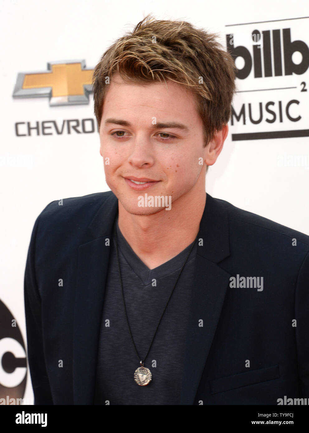 Actor chad duell hi-res stock photography and images - Alamy