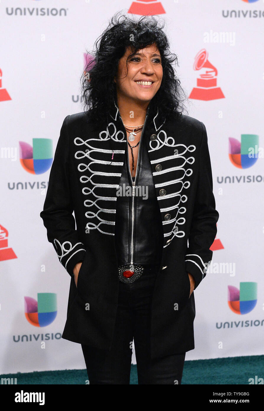 Rosana singer hi-res stock photography and images - Alamy