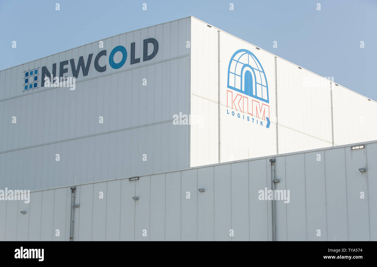 Rheine, Germany. 26th June, 2019. Exterior view of the cold store of