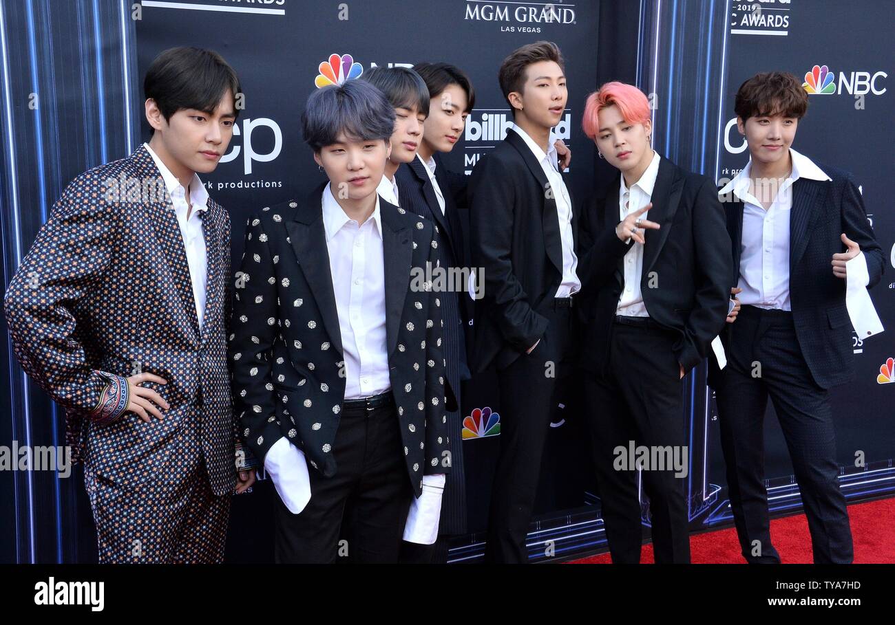 BTS Grammys 2021 Outfits: See Jin, Suga, J-Hope, RM, Jimin, V, and Jung  Kook in Louis Vuitton