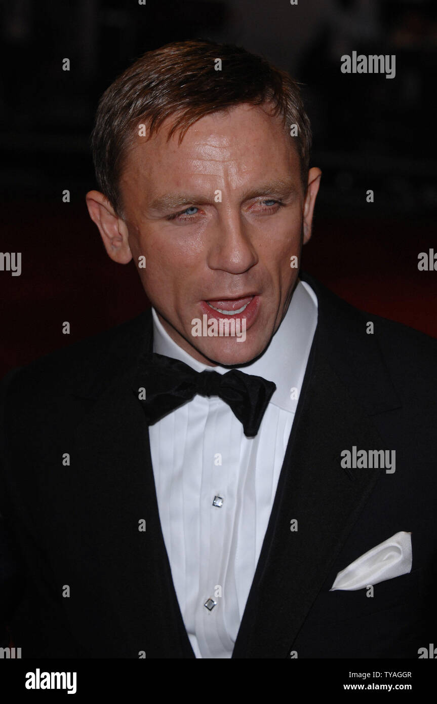 British actor Daniel Craig attends the world premiere of 'Casino Royale' at Odeon, Leicester Square in London on November 14, 2006.  (UPI Photo/Rune Hellestad) Stock Photo