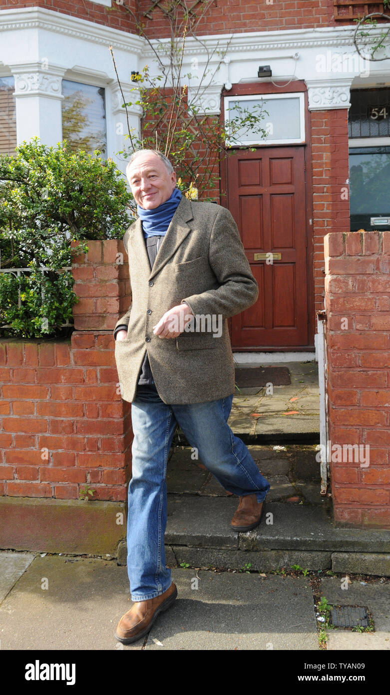Former London Mayor Ken Livingstone leaves his house to collect his belongings from City Hall the day after losing to Conservative Candidate Boris Johnson in London on May 3, 2008. (UPI Photo/Hugo Philpott) Stock Photo