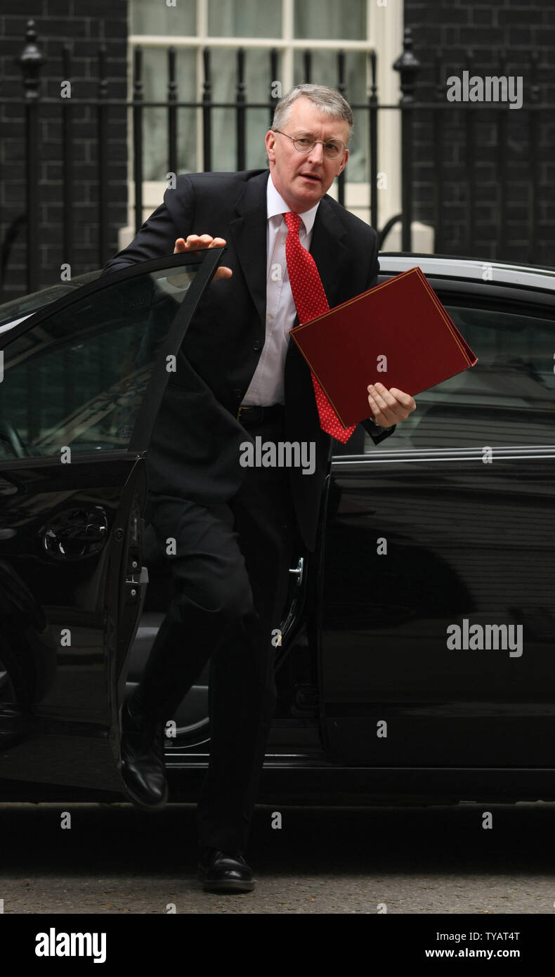 Hilary Benn, Secretary for the Environment, arrives at No.10 Downing St. for the weekly cabinet meeting on May 5, 2009 in London. Prime Minister Gordon Brown's leadership is under pressure after a series of leaks from fellow ministers. (UPI Photo/Hugo Philpott) Stock Photo