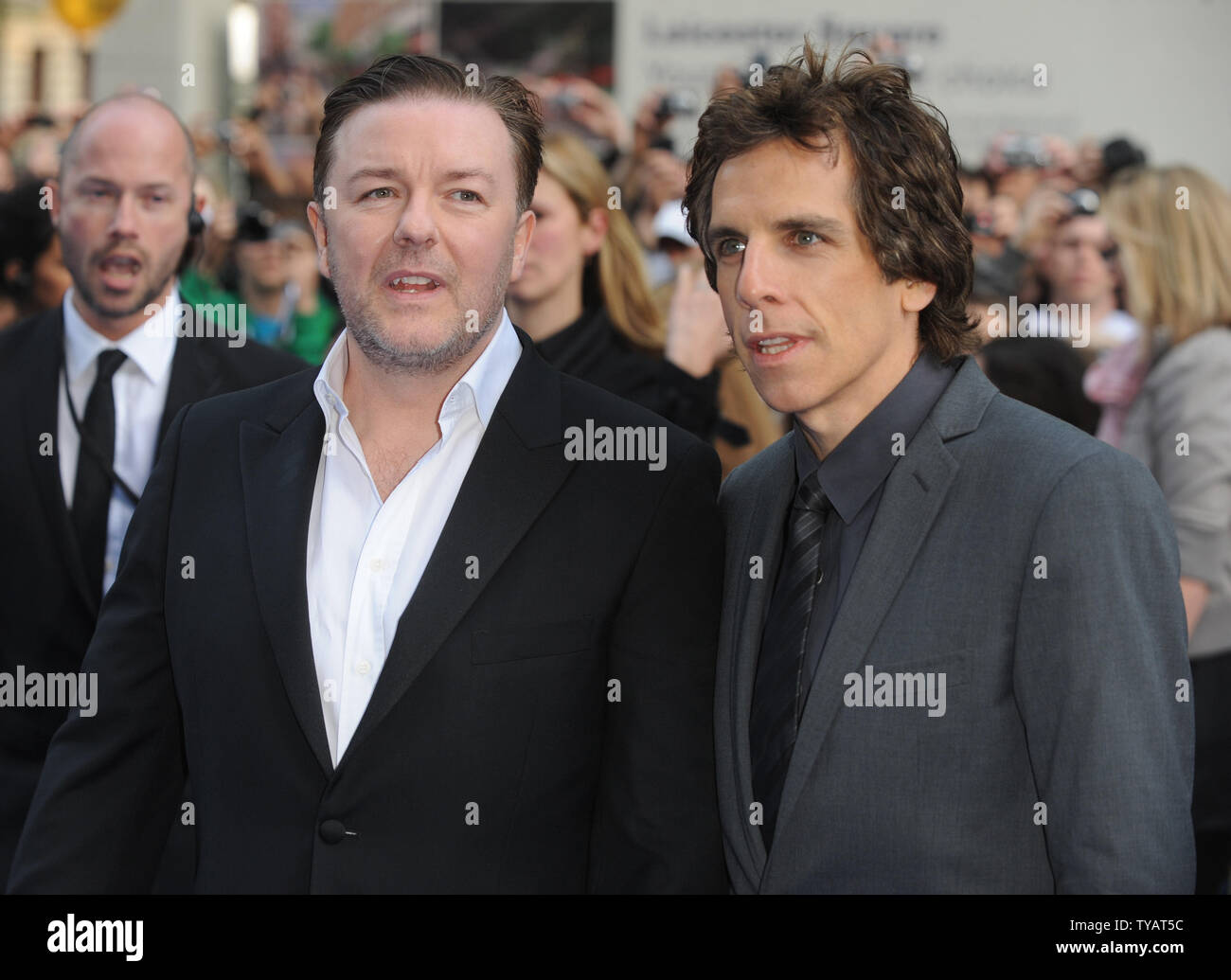 British actor/comedian Ricky Gervais (L) and American actor Ben Stiller