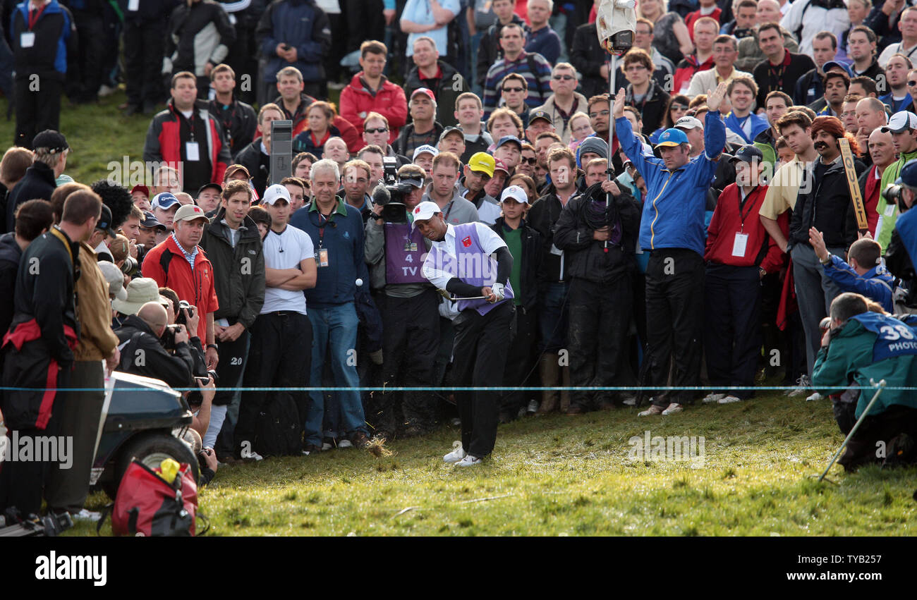 Team Usa S Tiger Woods Plays Out Of The Rough On The 18th Green On The Second alamy