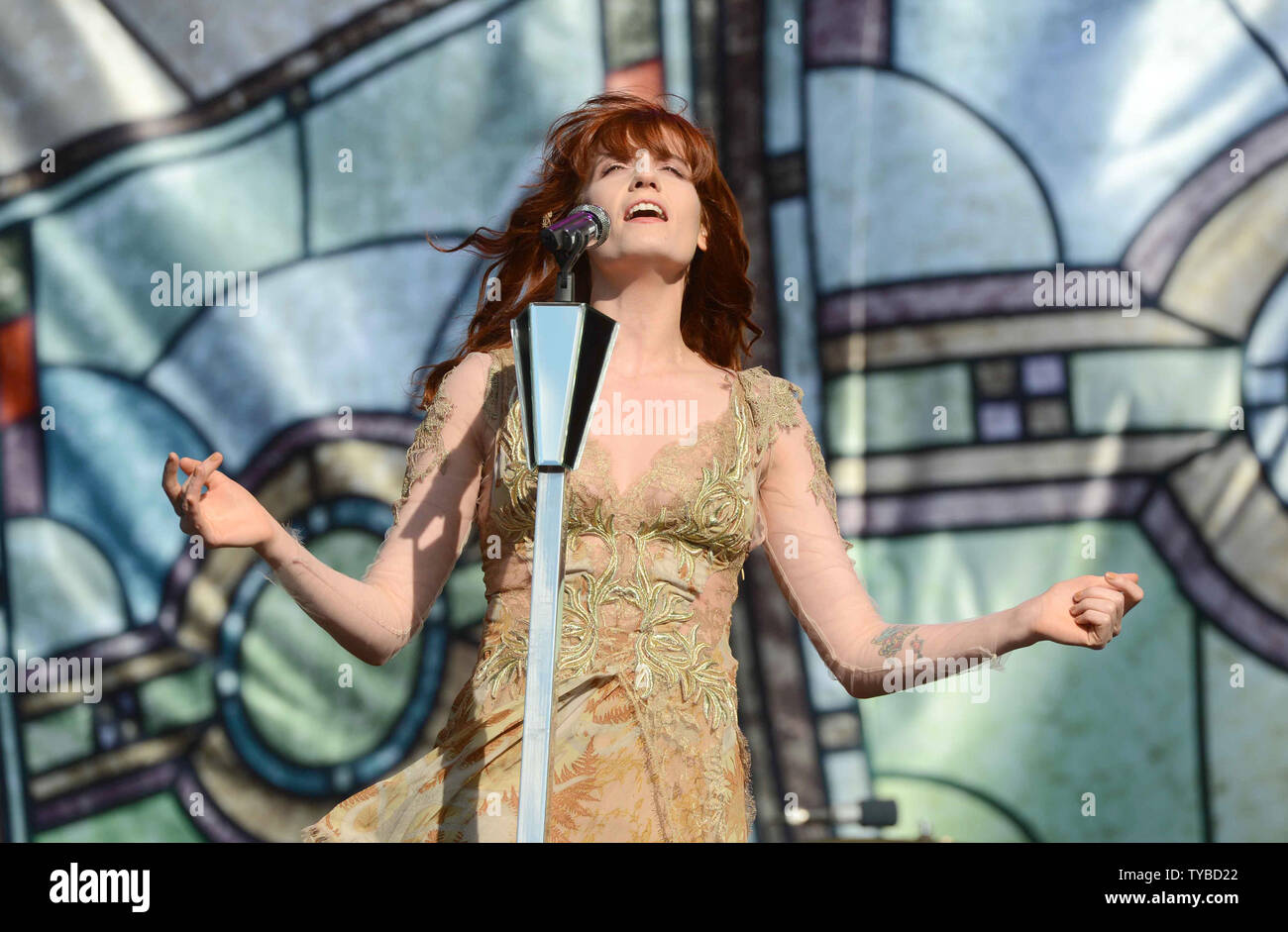 Florence Welch from Florence and the Machine performs live during the BBC Radio  1 Hackney Weekend 2012 at Hackney Marshes in London on June 24, 2012.  UPI/Paul Treadway Stock Photo - Alamy