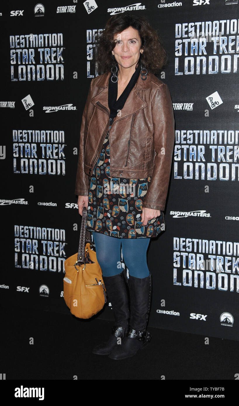 Robin curtis hi-res stock photography and images - Alamy