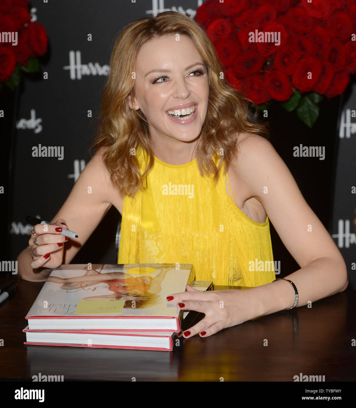 Australian singer and actress hi-res stock photography and images - Alamy