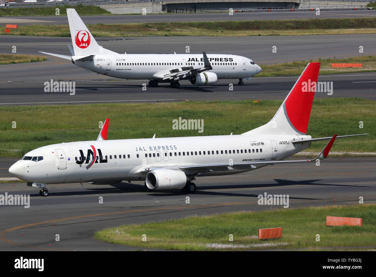 Tokyo, Japan - 22. May 2014: JAL Express Boeing 737-800 at Tokyo