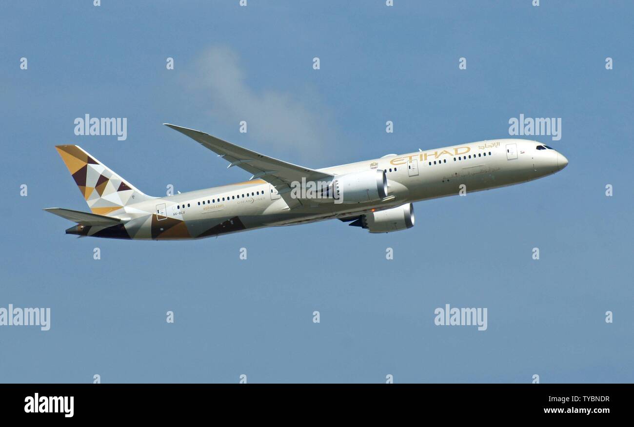 etihad frankfurt to abu dhabi