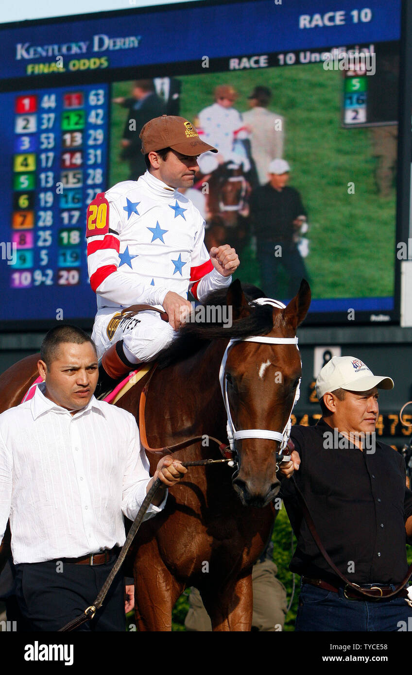 Kent Desormeaux, riding Big Brown, celebrates winning the 134th running of the Kentucky Derby at Churchill Downs on May 3, 2008 in Louisville, Kentucky. (UPI Photo/Frank Polich) Stock Photo