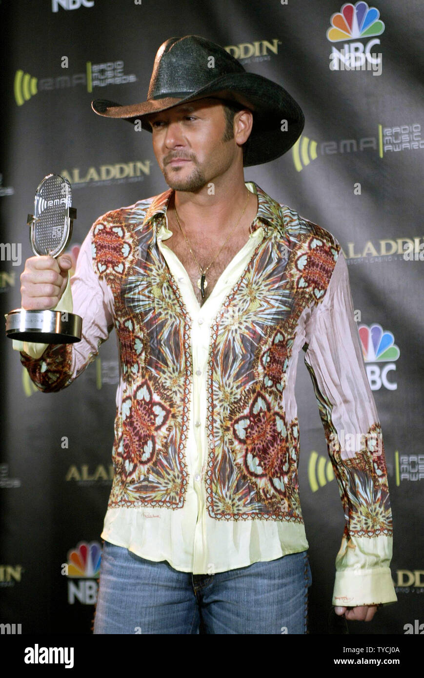 Tim mcgraw 2003 hi res stock photography and images Alamy