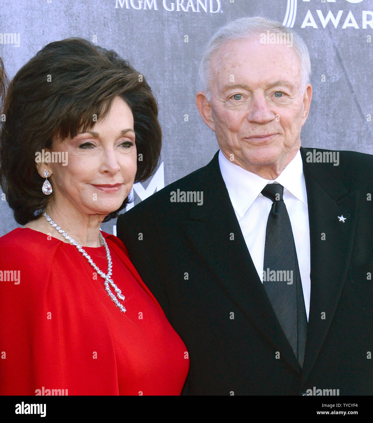 Jerry jones and gene jones hi-res stock photography and images - Alamy