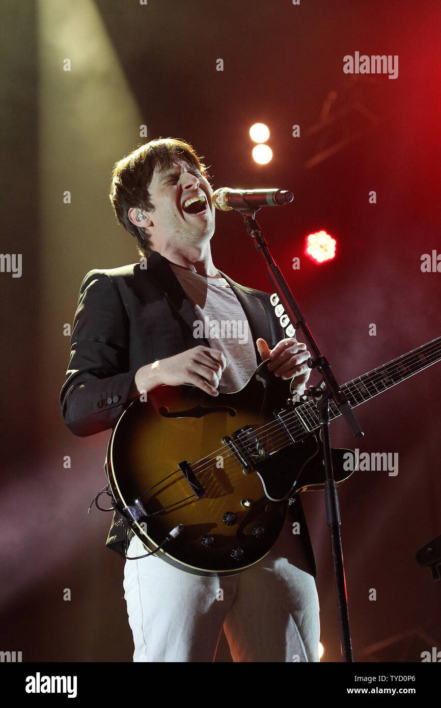 American pop rock band hi-res stock photography and images - Alamy