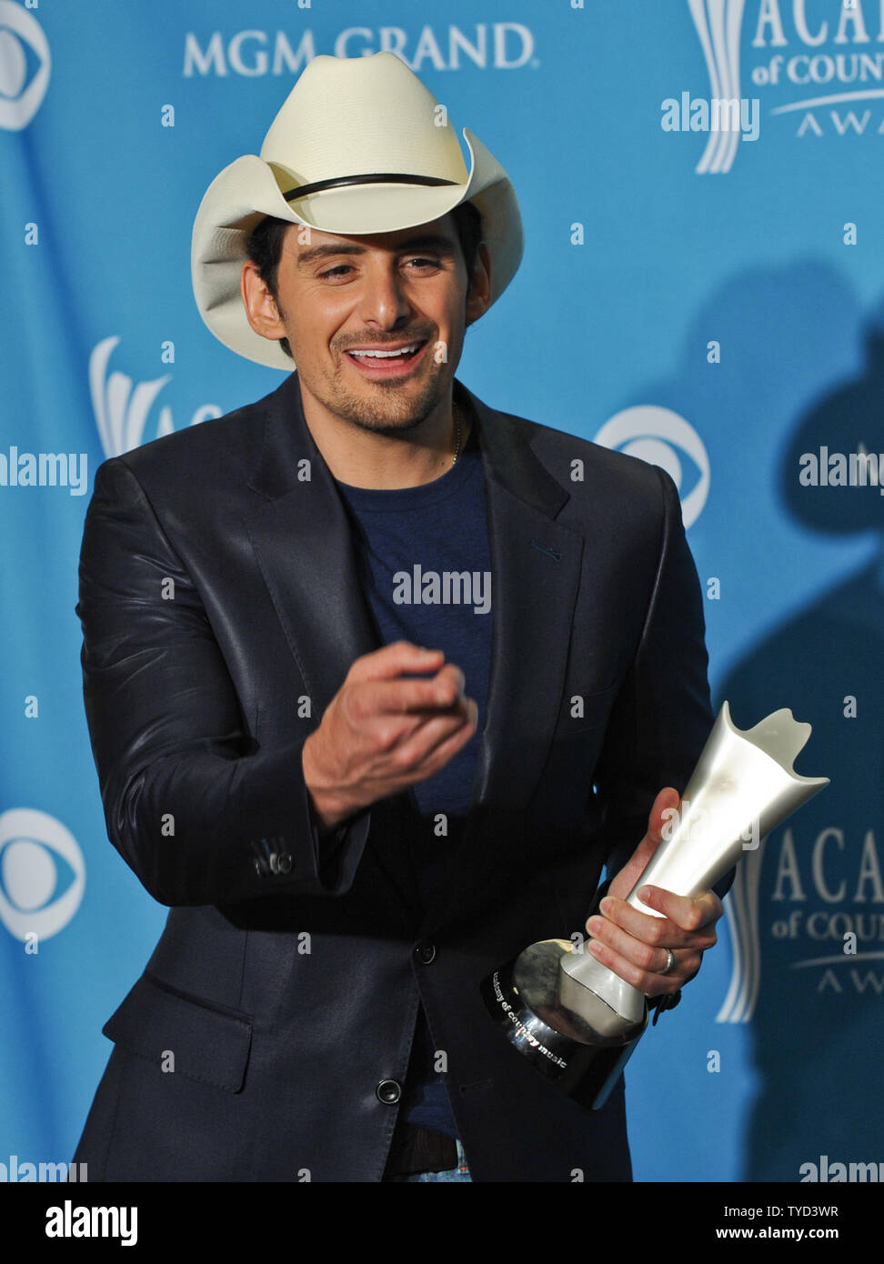 Brad Paisley arrives in the photo room at the Academy of Country Music